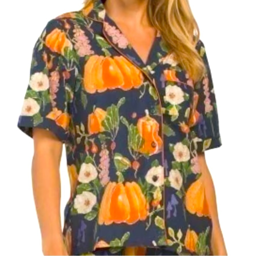 THEIR NIBS Fall
Thanksgiving Pumpkin PrintfreshTop
M
